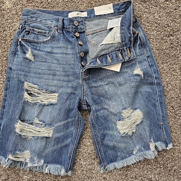 Kancan Vintage 90's shorts. Size large. - Picture 2 of 5